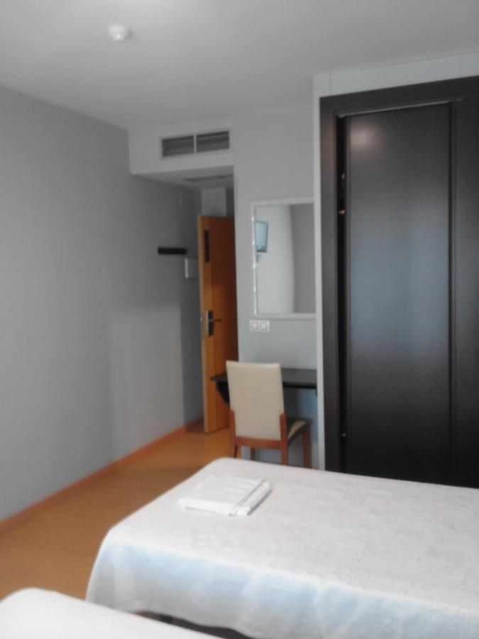 Hostal Restaurante Vial Ουρένσε Εξωτερικό φωτογραφία